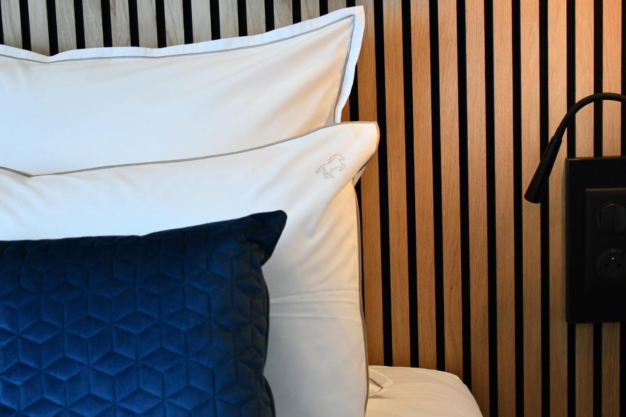 Le Cheval Blanc - Logis Hotel